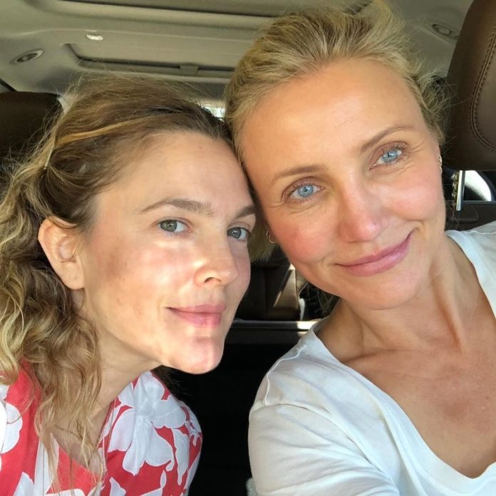 Top 10 Celebrity selfies done without makeup
